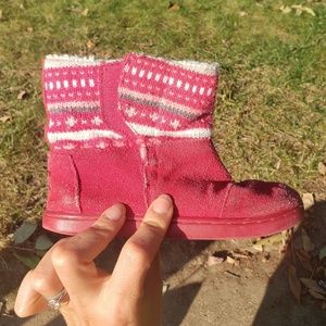 Tom's kids suede boots